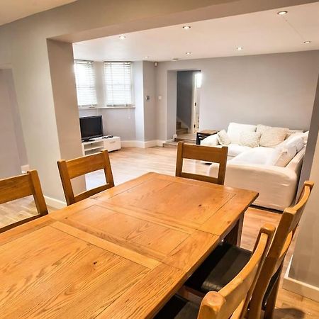 Charming Apartment In Deal Near The Beach & Town Esterno foto
