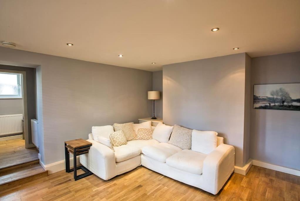 Charming Apartment In Deal Near The Beach & Town Esterno foto